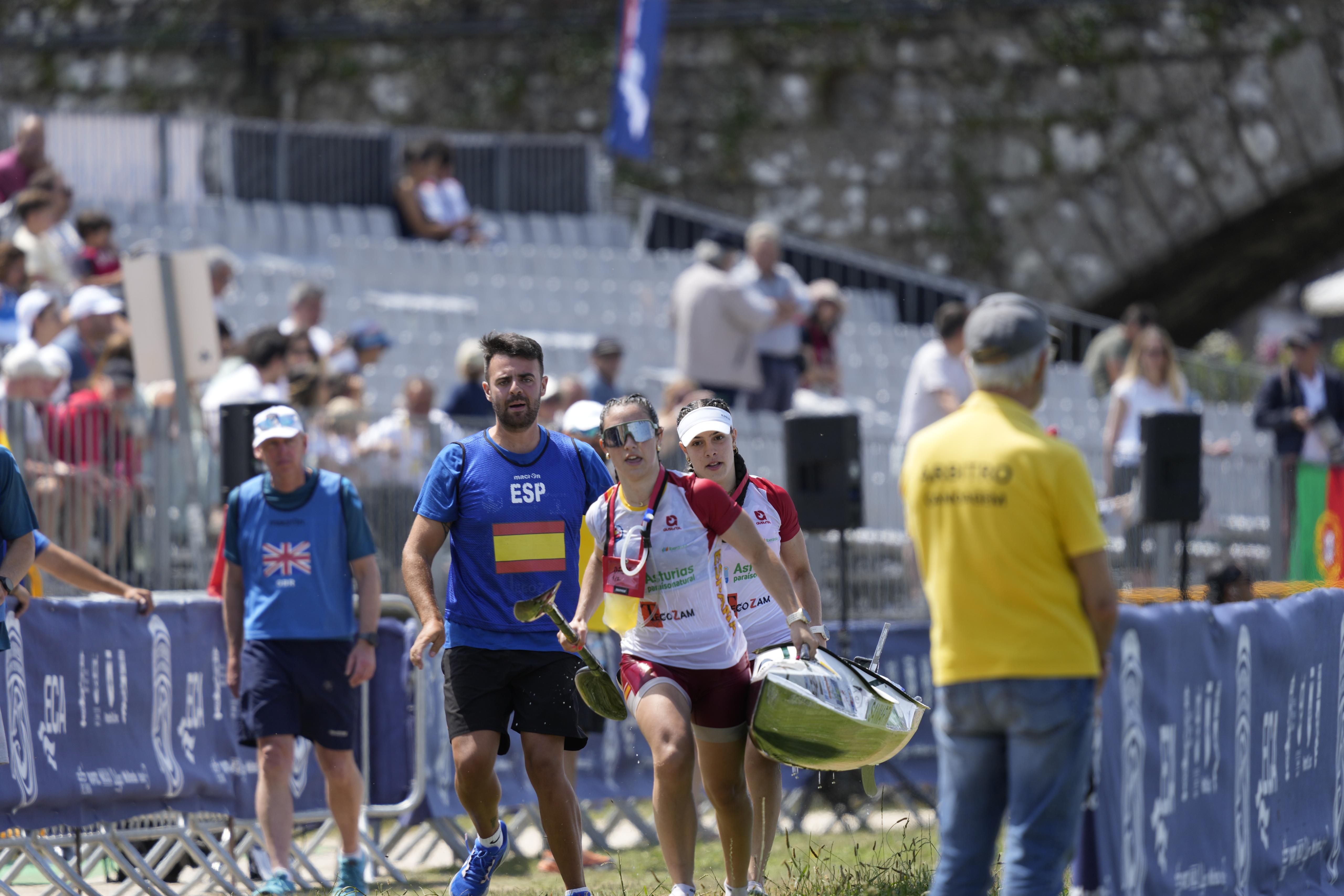 Las hermanas Sanmartín Ruiz, Dánae y Ainé, séptimas en el Campeonato de Europa de Maratón